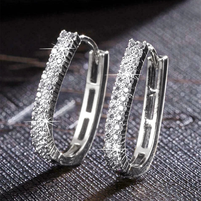 Huitan Mode Silber Farbe Kreuz Creolen für Frauen Voll kristall Zirkonia Aussage weibliche Ohrringe Trends Schmuck