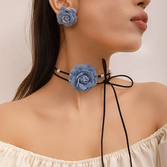 2-teiliges Denim-Kamelien-Perlen-Krawatten-Halsketten-Ohrring-Set für Damen, Modeschmuck, Geschenk