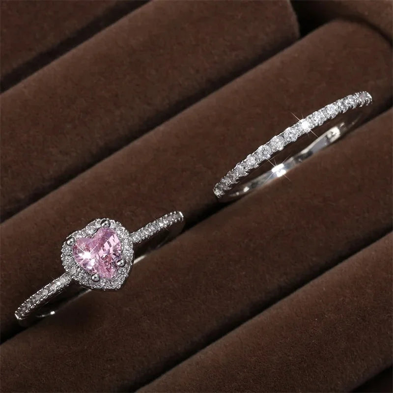 ZAKOL Exquisiter klarer rosa Zirkon-Herz-Verlobungsring für Frauen, Charm, glänzend, AAA-CZ-Ehering, Schmuck, Geschenk