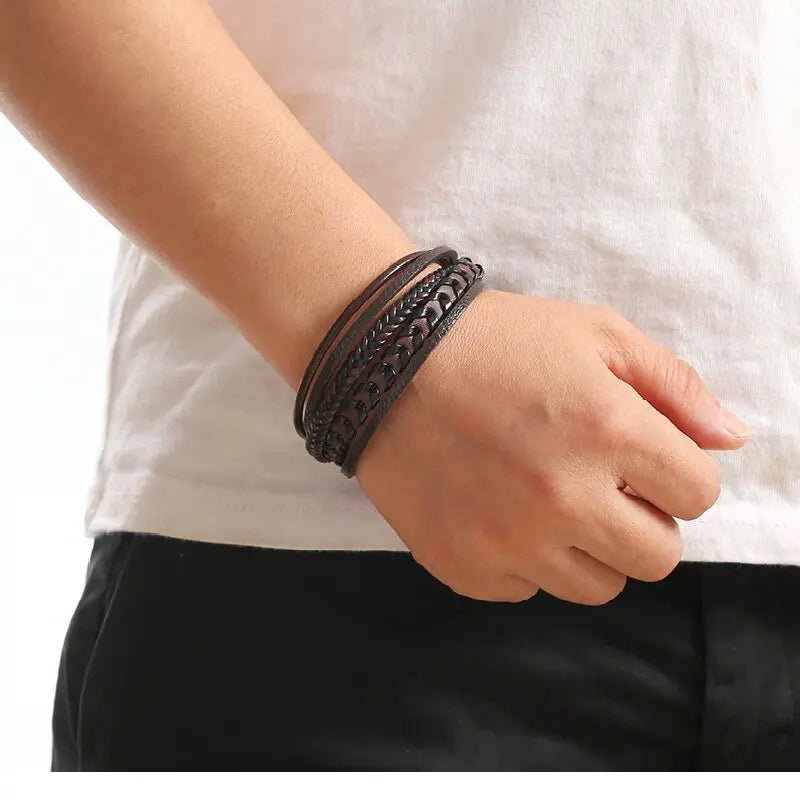 1PC Trendy männer Zubehör Legierung Magnetische Schnalle Multi schicht Retro Leder Seil Geflochtene Armband Armband Mode Dressing