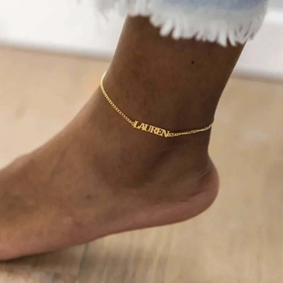 eManco Fußkettchen mit individuellem Namen, personalisierte kubanische Kette, Monogramm-Schmuck, Damen-Anhänger aus Edelstahl, Geschenk