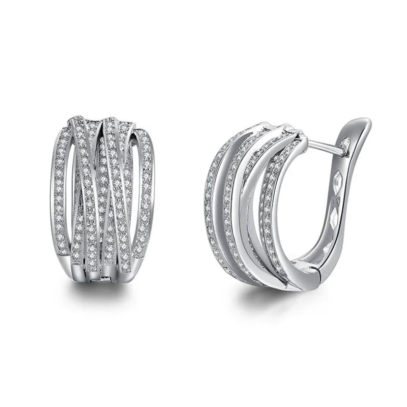 Huitan Mode Silber Farbe Kreuz Creolen für Frauen Voll kristall Zirkonia Aussage weibliche Ohrringe Trends Schmuck