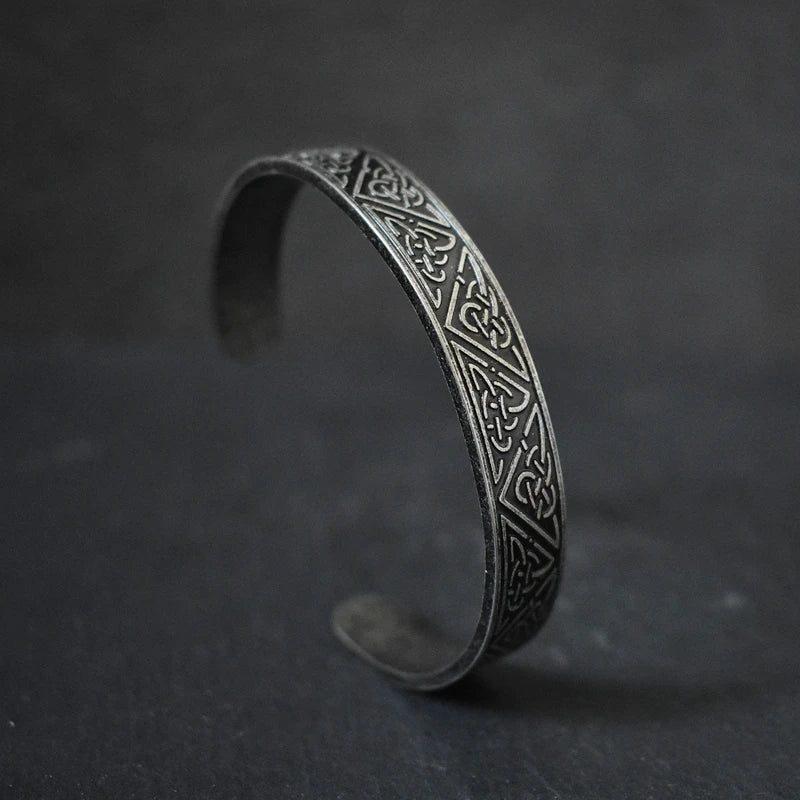 Punk Retro Nordic Viking Rune Armband für Männer Frauen Edelstahl Armband Mode Amulett Schmuck Geschenk Großhandel