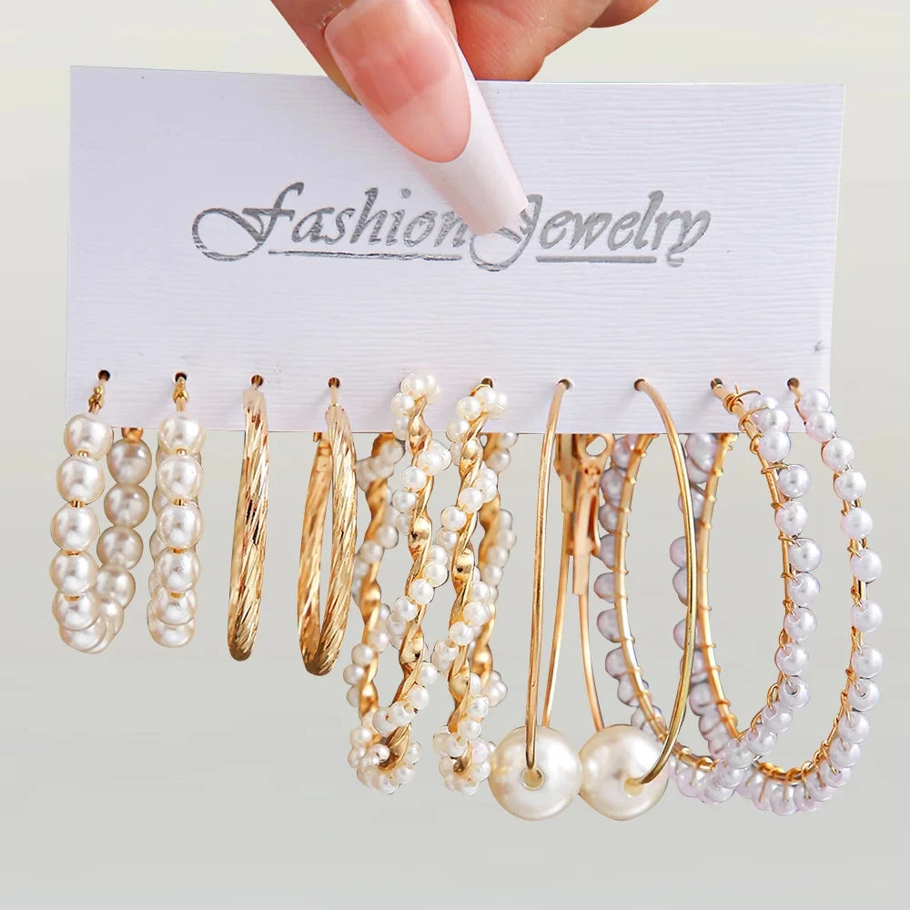 Modisches Set mit runden Ohrringen für Damen, Schmuckgeschenk aus K-Gold mit Imitationsperle
