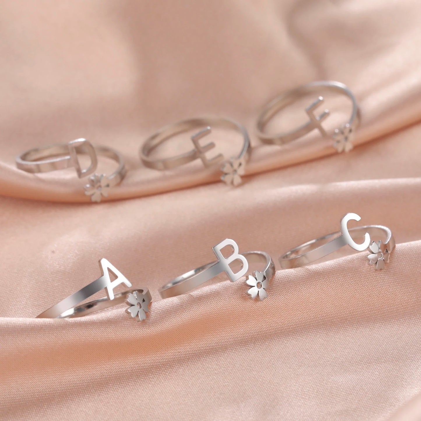 Kkjoy Mode Edelstahl Gold Farbe Initial A-Z Buchstaben Ringe Für Frauen Party Jahrestag Hochzeit Geschenk Schmuck Großhandel