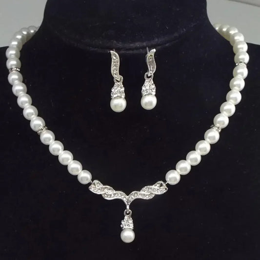 Elegante Halskette Ohrringe Frauen Mode Schmuck Set Faux Perle Braut Hochzeit Legierung Party Ohrstecker Halskette Ohrringe Set
