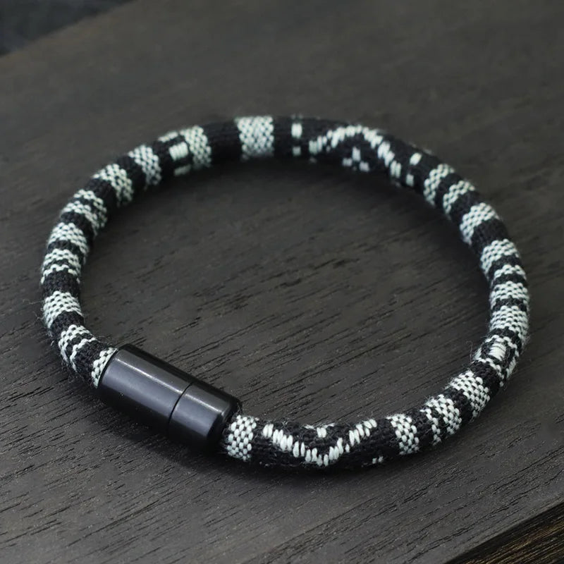 Noter Herren Bohemian Cord Chain Armband Tissu 6mm Faden Stoff Armband Ethnische Armband Homme Freizeit Zubehör Strand Schmuck