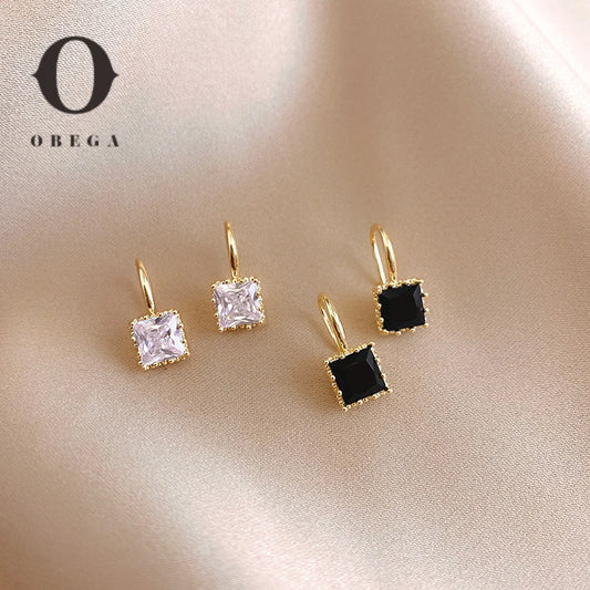 Obega Quadratische Kristallstein-Ohrringe, Kupfermaterial in vergoldetem, klarem schwarzem Kristallstein, Fischhaken-Ohrring für Damen, heißer Schmuck