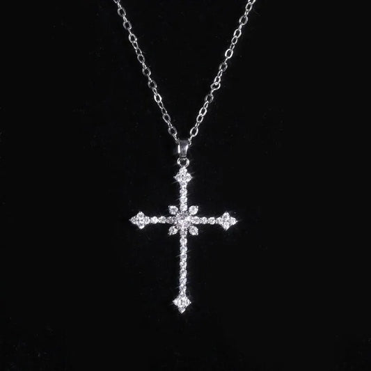 1 stücke Nachahmung Weiß Gold-farbe Halskette Damen Kalten Wind Voller Diamanten Stern Mango Glänzende Kreuz Anhänger schmuck