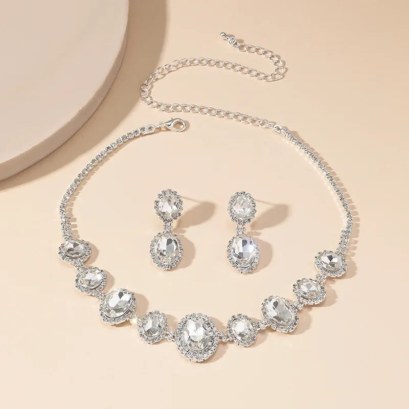 Neues funkelndes Volldiamant-Kristall-Ohrring-Halsketten-Set für Braut und Hochzeit, einfaches, vielseitiges Schmuckzubehör-Paar
