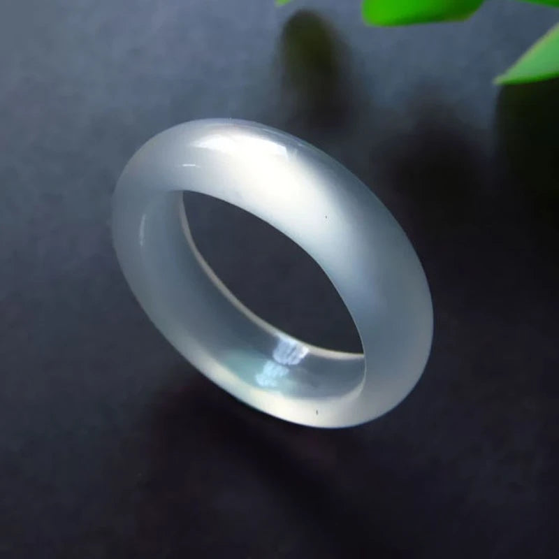 Natürlicher Chalcedon, handgeschnitzter Jade-Ring, Modeschmuck, Geschenk, Jade-Ringe, verschiedene Farben, Liebhaber, Edelsteine, Accessoires, Großhandel