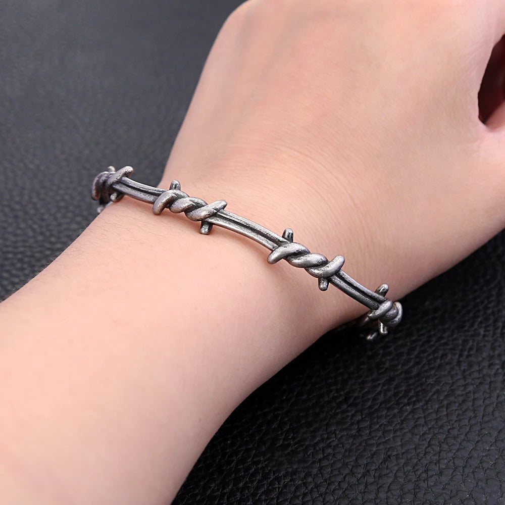 Mode Retro Wikinger Twisted Dorn Armband Punk einfache Edelstahl offenes Armband einzigartige kreative Schmuck Geschenke Großhandel