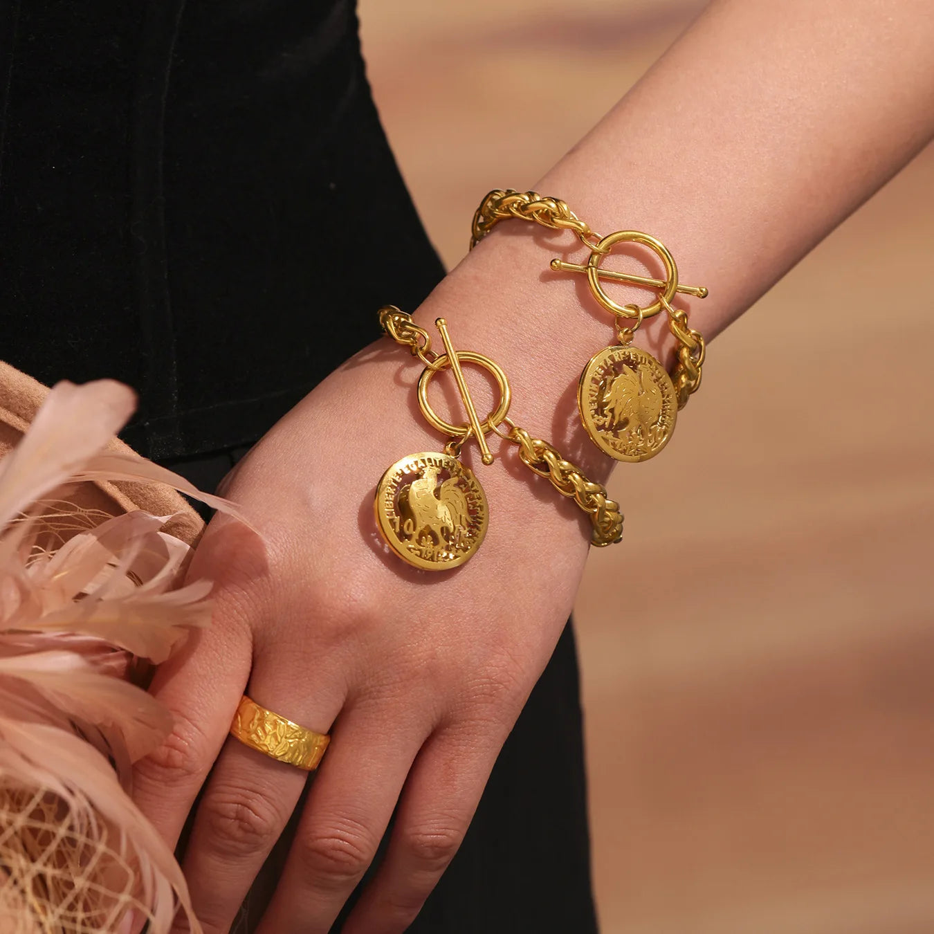 Liora Trendy Edelstahl Animel Cock Runde Anhänger Armbänder Für Frauen Korb Kette OT Verschluss Armbänder Kein Anlaufen Schmuck