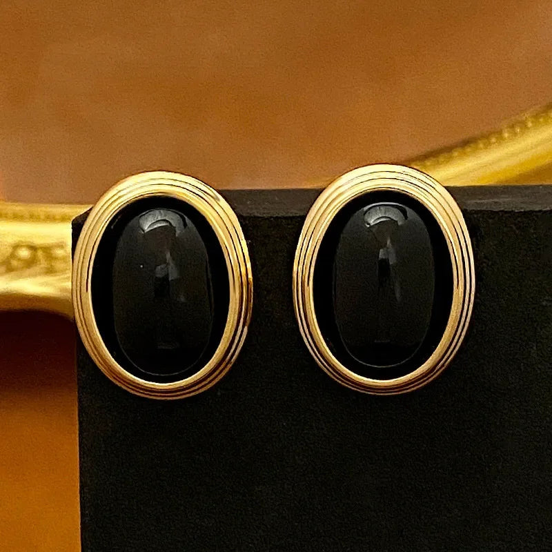 Französische Vintage-Ohrringe mit eleganten ovalen Creolen, High-End-Feeling, leichtes Luxus-Design, Sensibilität, Damenschmuck