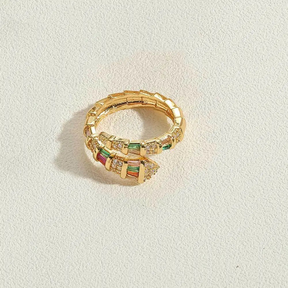 2023 Neu im offenen Ring mit Schlangenknochen für Frauen, glänzender Zirkonia, Kupferringe, Paar, lustiger Party-Schmuck, Geschenke
