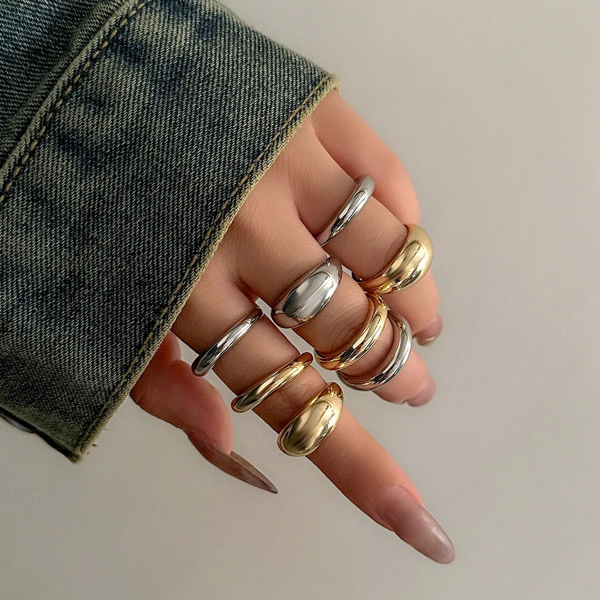 8-teiliges klobiges, offenes, glattes Oberflächen-Ring-Set für Damen, trendige Goldfarbe und Silberfarbe, gemischte Fingerringe, Accessoires, Mode