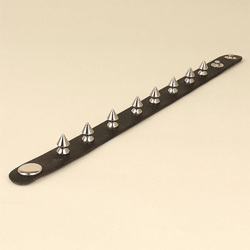 Punk Gothic Armband Spikes Armband Nieten Leder Manschette Armreif Metall Nieten Armband Schmuck Einstellbar Geschenk Unisex
