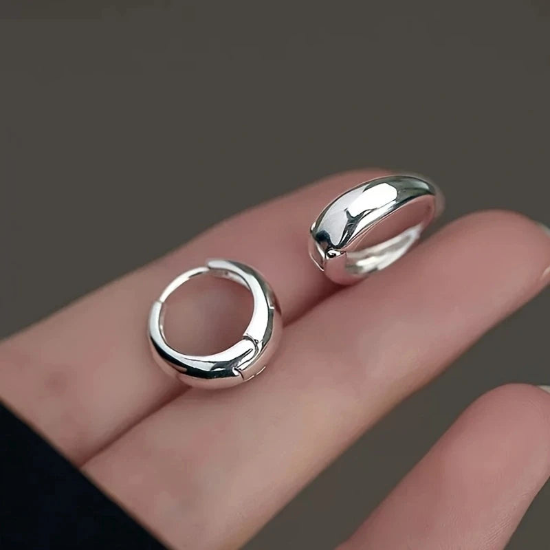 2 Stück elegante, hypoallergene französische Creolen aus Edelstahl, bequemes Retro-Sexy-Design, Weihnachtsgeschenke für modische Frauen