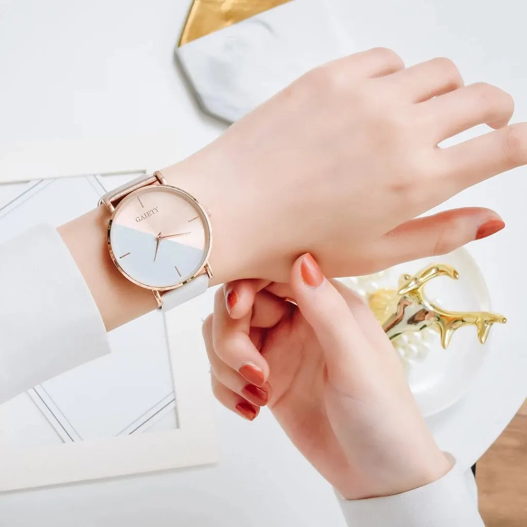 Frauen Uhr Set Luxus Mode Bunte PU Lederband Damen Quarz Armbanduhr Legierung Armband Für Damen Geschenk