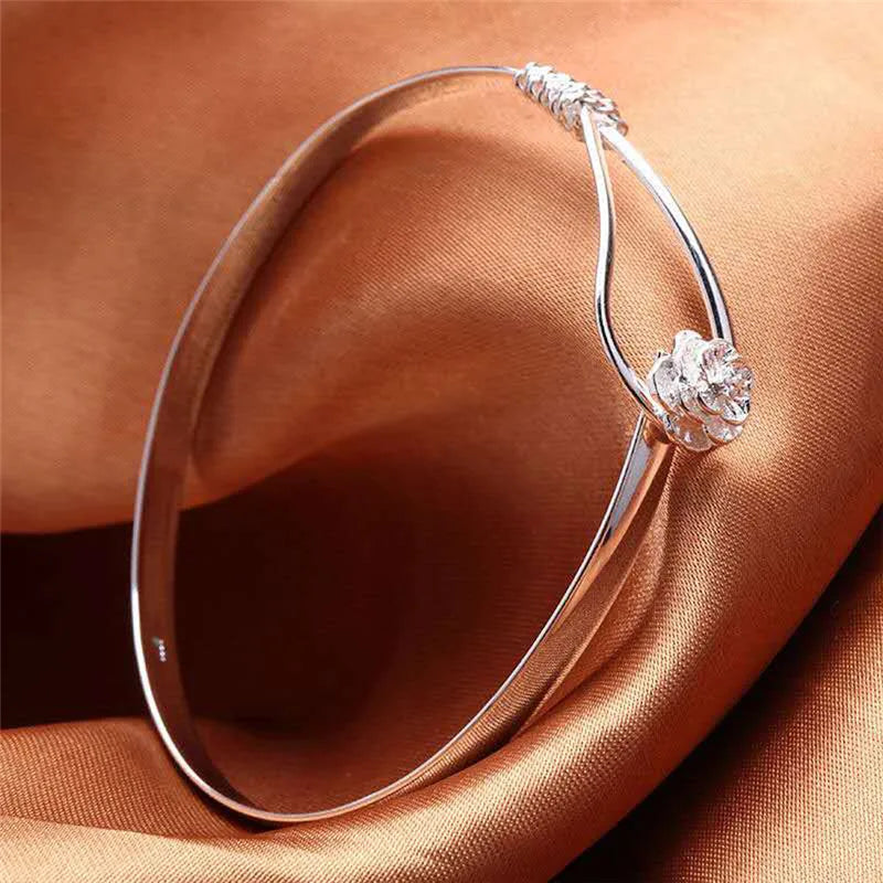 Heiße neue 925 Sterling Silber Armbänder für Frauen feine elegante Blume Armreif verstellbar Schmuck Mode Party Geschenke Studentin