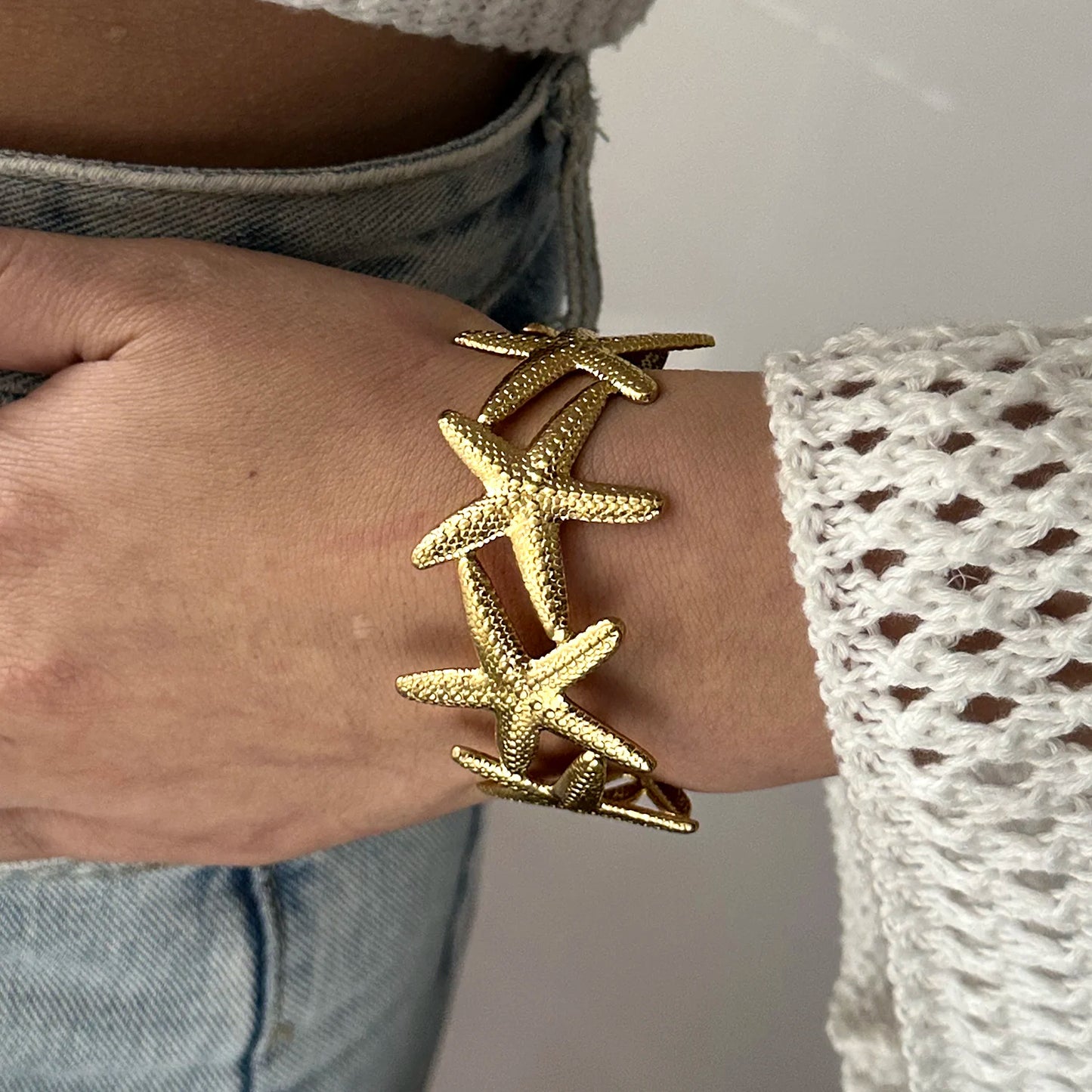 Vintage Übertrieben Breite Manschette Armreif für Frauen Gold Farbe Shell Seestern Blume Edelstahl Armband Strand Party Schmuck